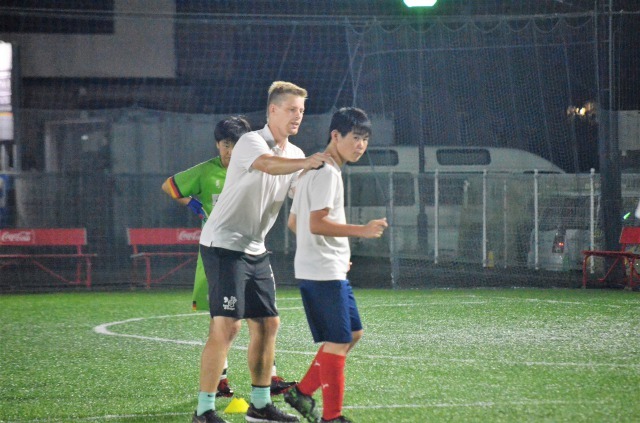 日独フットボール・アカデミー神奈川校U-14 木曜日 トレーニング